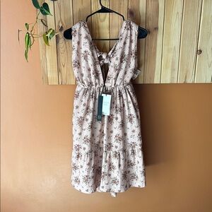 House of Harlow 1960 Pink Floral Bow Back Dress